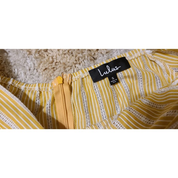 Lulu's Off The Shoulder Yellow Pin Stripe Top Small - Picture 5 of 7
